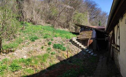 Garten-Hanglage - 