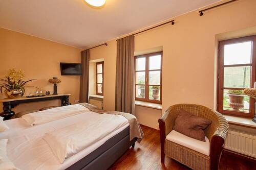 BW3A1818 (1).jpg - Pächter für Gästehaus und Restaurant an der Mittel-Mosel gesucht