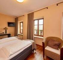 Pächter für Gästehaus und Restaurant an der Mittel-Mosel gesucht - Brauneberg