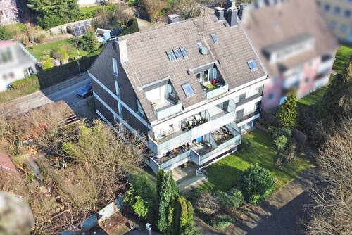 Rückansicht - Attraktive 2 ½ Raum-Gartengeschosswohnung in Essen-SchuirBredeney
