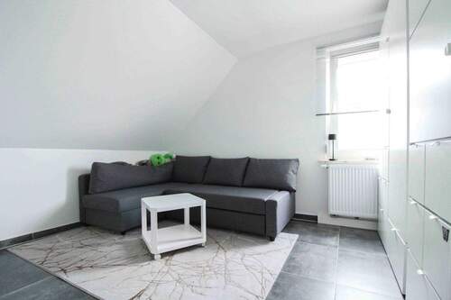 Schlafzimmer 2 OG Vorderhaus - 