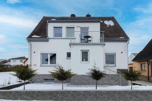 Außenansicht - 8 Zimmer Einfamilienhaus zum Kaufen in Oberhaid