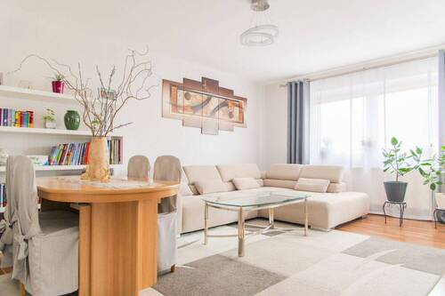 Wohn-/ Esszimmer - 4 Zimmer Etagenwohnung zum Kaufen in Braunschweig