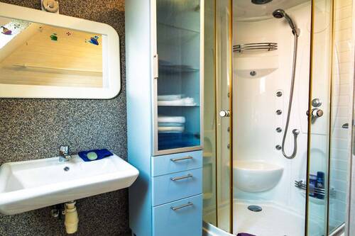 Badezimmer II - 