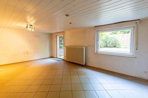 Büro im Keller - 