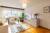 Wohnen - 6 Zimmer Doppelhaushälfte zum Kaufen in Neuss