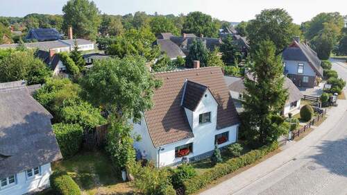 Luftbild Süd-Westansicht - 