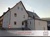 Ansicht Haus - Werkstatt mit Haus! Top-saniert mit viel Platz und mehr - mitten in Hartmannshof