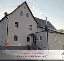 Werkstatt mit Haus! Top-saniert mit viel Platz und mehr - mitten in Hartmannshof - Pommelsbrunn