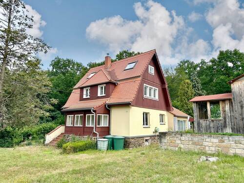 Hausansicht des Altbaus - 