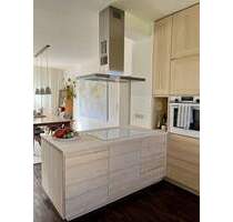 Provisionsfrei & Bezugsfertig: Ruhige lichtdurchflutete 6-8 Zimmer-Wohnung in Park- und Seenähe - Berlin Wedding