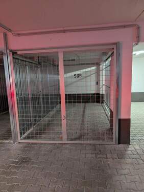 Garagenbox/Stellplatz - 
