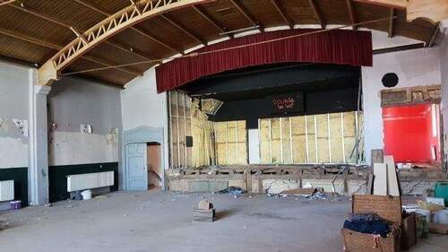 Bühne ehemaliges Kino - Mehrfamilienhaus, Wohnhaus zum Kaufen in Fritzlar