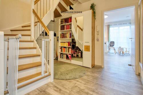 Treppe zu den Schlafzimmern im Obergeschoss - 