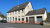 230-01.jpg - 8 Zimmer Mehrfamilienhaus, Wohnhaus zum Kaufen in Stadtkyll