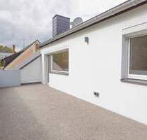 Hochwertige & große Dachgeschosswhohnung inkl. Einbauküche. Terrasse mit schönem Blick ins Grüne - Wasserliesch