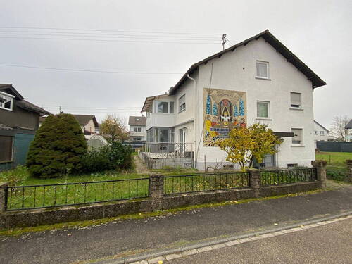 Gebäudeansicht - Perfekt für die große Familie - 325.000,00 EUR Kaufpreis, ca.  128,50 m² Wohnfläche
