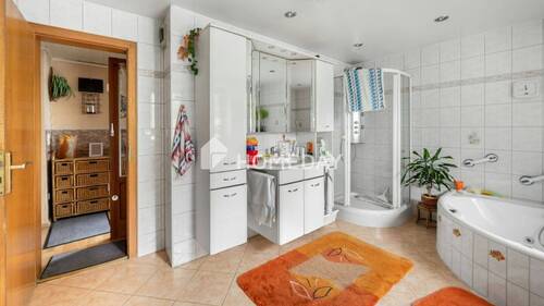 EG Badezimmer 2 - 