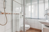 Gästebad im Erdgeschoss - 
