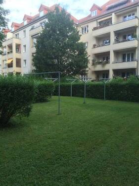 Objektfoto - Striesen – Gemütliche 3 Raum WE mit Balkon in ruhiger und grüner Lage!