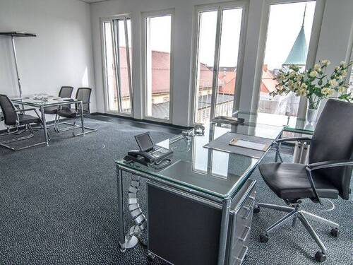 Bild 1 - Büroraum M - Alpenblick, Maxvorstadt, flexibel & 247 inkl. Möbel