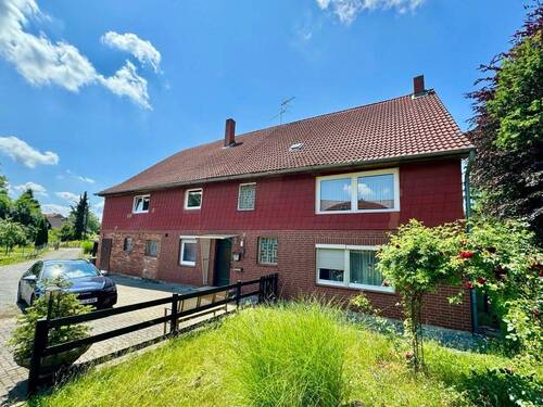 Bild 1 - Zweifamilienhaus mit Charme & Potenzial