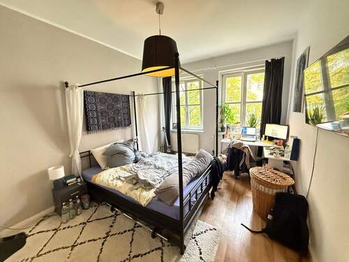 Schlafzimmer 1 - 2 Zimmer Etagenwohnung in Berlin