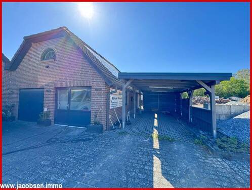 Garage - Mehrfamilienhaus, Wohnhaus mit 225,40 m&sup2; in Jübek zum Kaufen