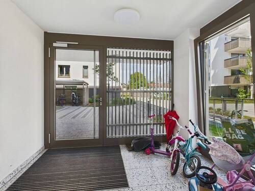 Gemeinschaftsraum: Kinderwagen & Rollstuhl - 