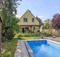 Ein Haus, zwei Chancen - 650.000,00 EUR Kaufpreis, ca.  109,00 m² Wohnfläche in Berlin (PLZ: 12107) Mariendorf