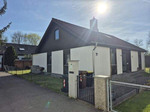 Bild 2 - 4 Zimmer Einfamilienhaus zum Kaufen in Königsbrunn