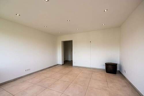 Wohnzimmer - Etagenwohnung mit 85,10 m&sup2; in München zum Kaufen