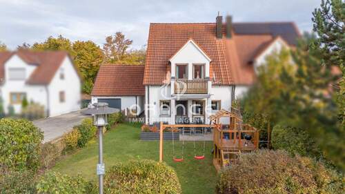 Attraktive Doppelhaushälfte in Mühlhausen - ***EIN ZUHAUSE FÜRS LEBEN - DOPPELHAUSHÄLFTE MIT ZWEI GÄRTEN***