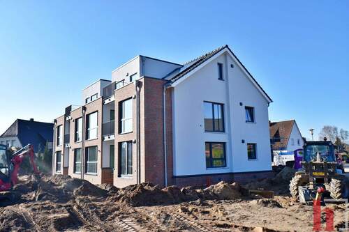  Hausansicht - 3 Zimmer Etagenwohnung zur Miete in Diepholz