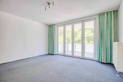 Wohnzimmer I - 2 Zimmer Etagenwohnung zum Kaufen in Karlshagen