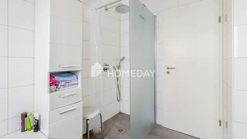 1. OG Badezimmer 2 - 