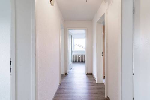Flur - DG rechts - Etagenwohnung mit 58,30 m² in Danndorf zur Miete