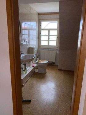 Badezimmer - Etagenwohnung mit 57,10 m&sup2; in Gudensberg zum Kaufen