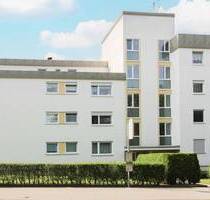 gut aufgeteilte 3,5 Zimmer-Wohnung mit Loggia, EBK, Aufzug und TG in Weißenhorn
