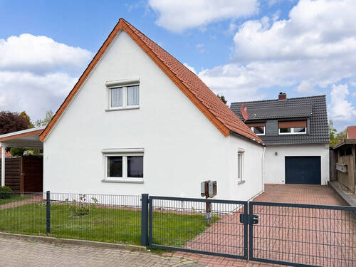 IMG_5810 - PURNHAGEN-IMMOBILIEN - Burgdamm - Freistehendes Einfamilienhaus mit nicht genehmigtem Nebengebäude!