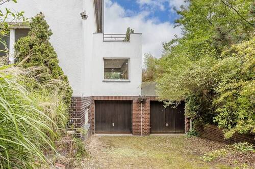 Zwei Garagen - 