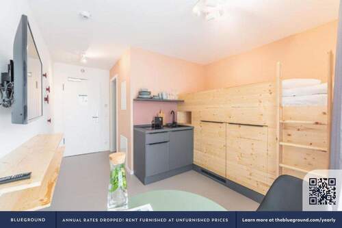 2.jpg - 2 Zimmer Etagenwohnung zur Miete in Freiburg im Breisgau