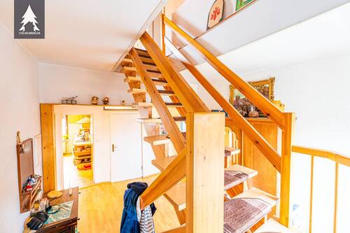 Treppe zum DG - 