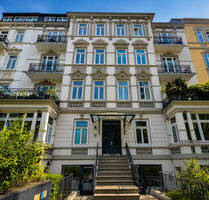 Altbau-Eleganz - Eigentumswohnung mit restauriertem Stuck in Adresslage von Harvestehude - Hamburg Harvestehude