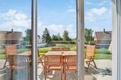 Blick auf die Terrasse Whg. rechts EG_ - Mehrfamilienhaus, Wohnhaus mit 283,20 m² in Eschede zum Kaufen