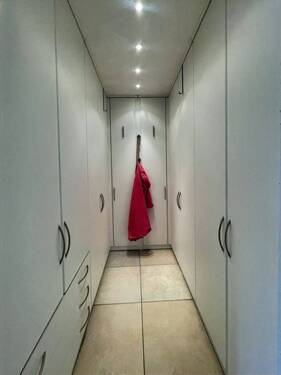 EG Kleiderschrank begehbar - 
