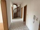 Flur - 3-Raum-Maisonette-Wohnung im Dachgeschoss mit Balkon und EBK