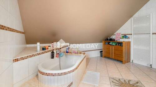 1. OG Badezimmer 2 - 