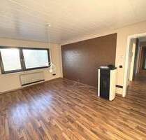 Ein Haus - viele Nutzungsmöglichkeiten, mit Ausbaupotenzial - Schönaich