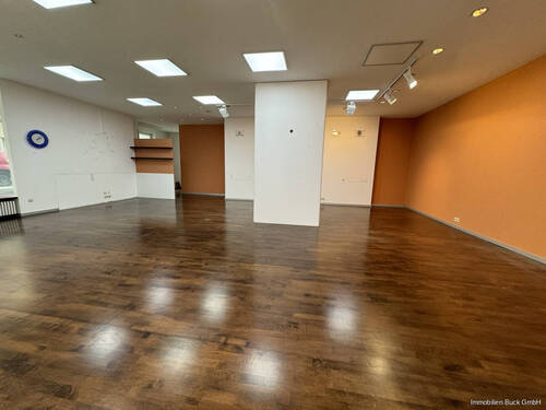 Ladenfläche - 3 Zimmer Gewerbeobjekt (Büro, Produktion, Verkauf) zur Miete in Deggingen